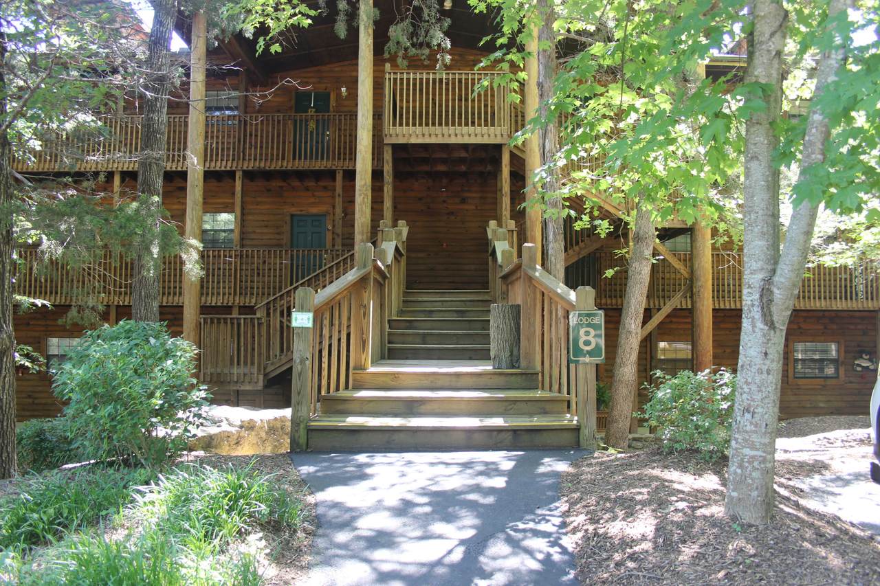 24 Village Trail - Photo 1