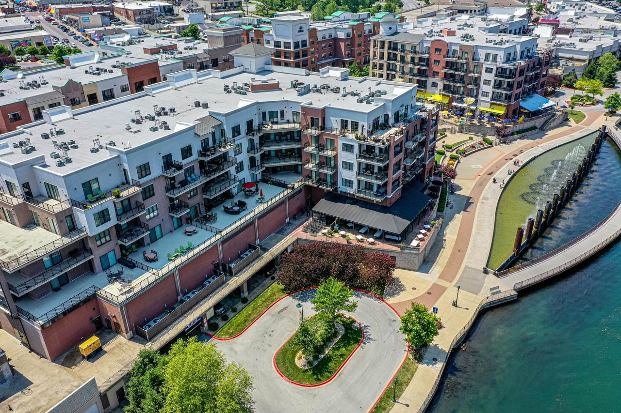 10402 Branson Landing Boulevard - Photo 1
