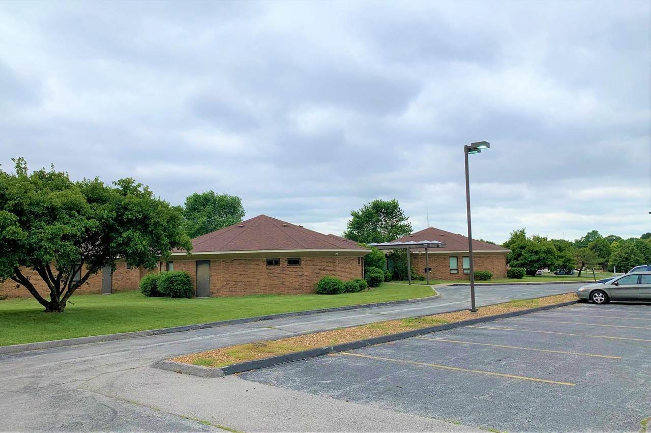 1328 Evergreen Street - Photo 1