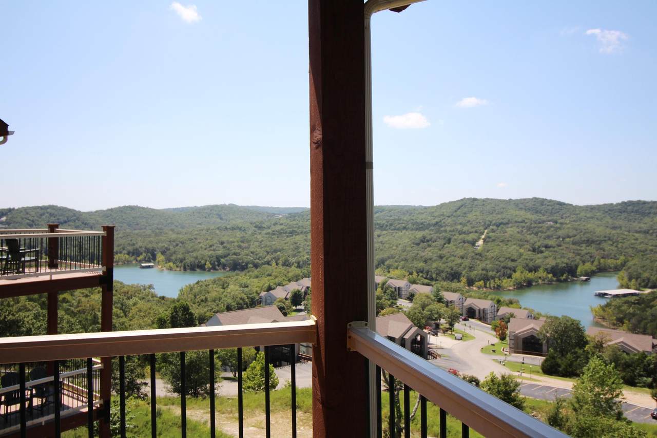 37 Stone Cliff Circle - Photo 1