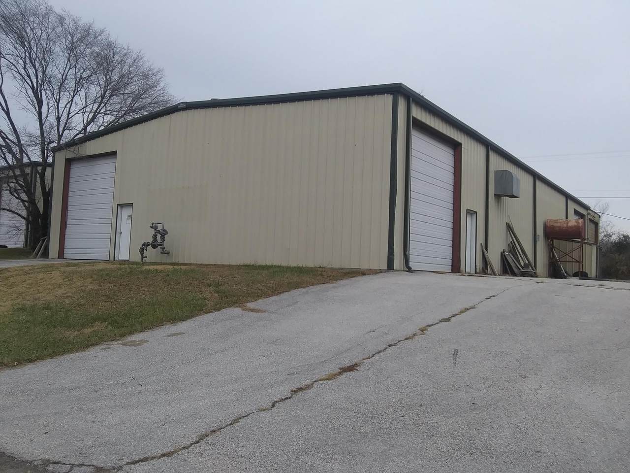 1328 Kelly Avenue - Photo 1
