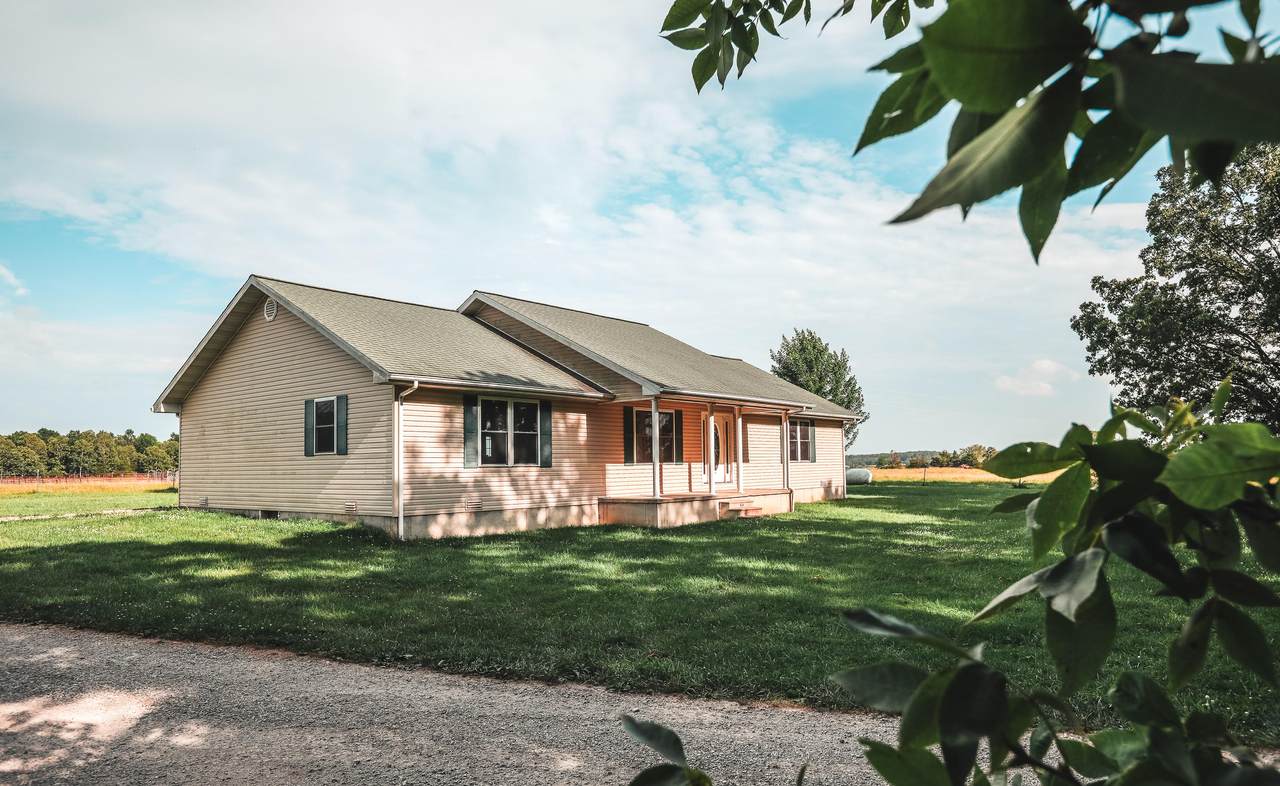 6760 Foster Road - Photo 1