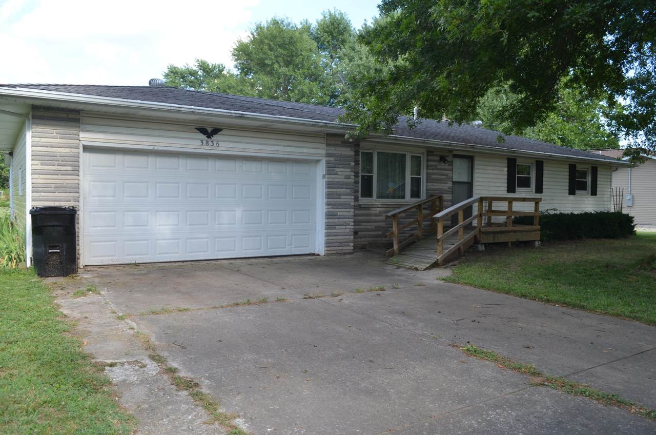 3826-3836 Farm Rd 135 - Photo 1