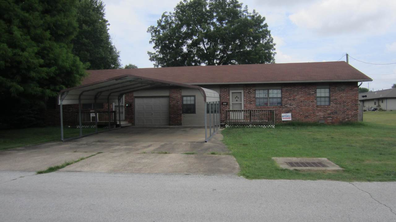 320 College Avenue - Photo 1