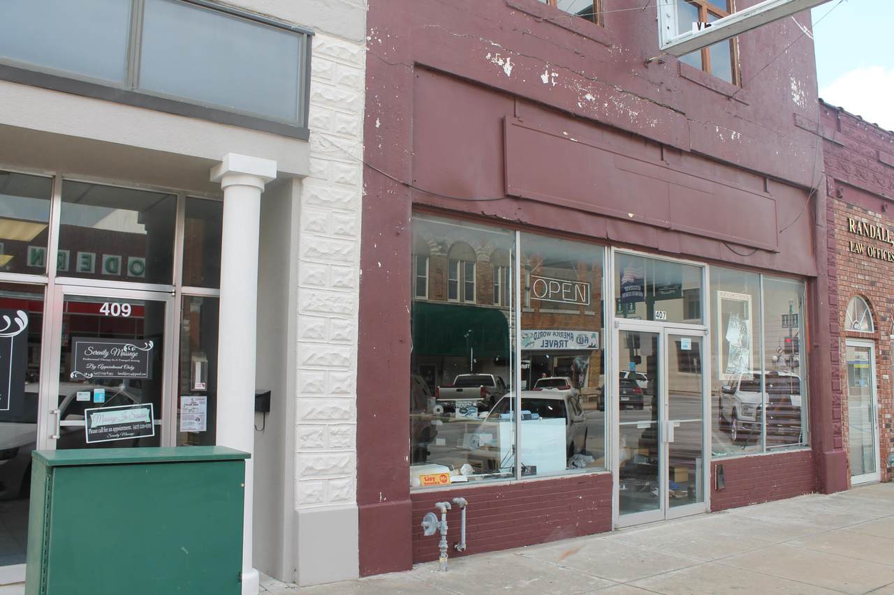 407 Broadway - Photo 1