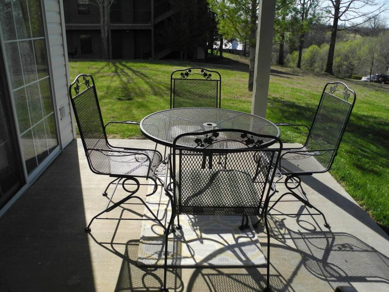 835 Fairview Street - Photo 1