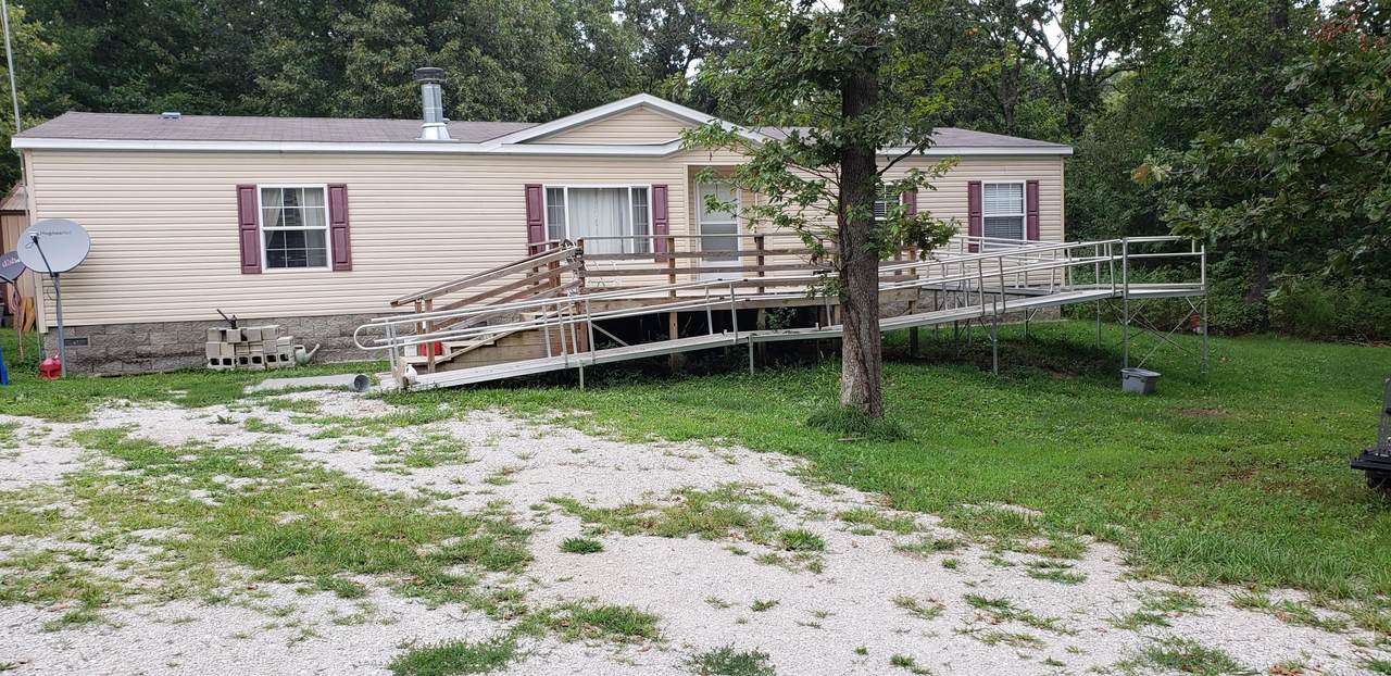 3195 726 Road - Photo 1