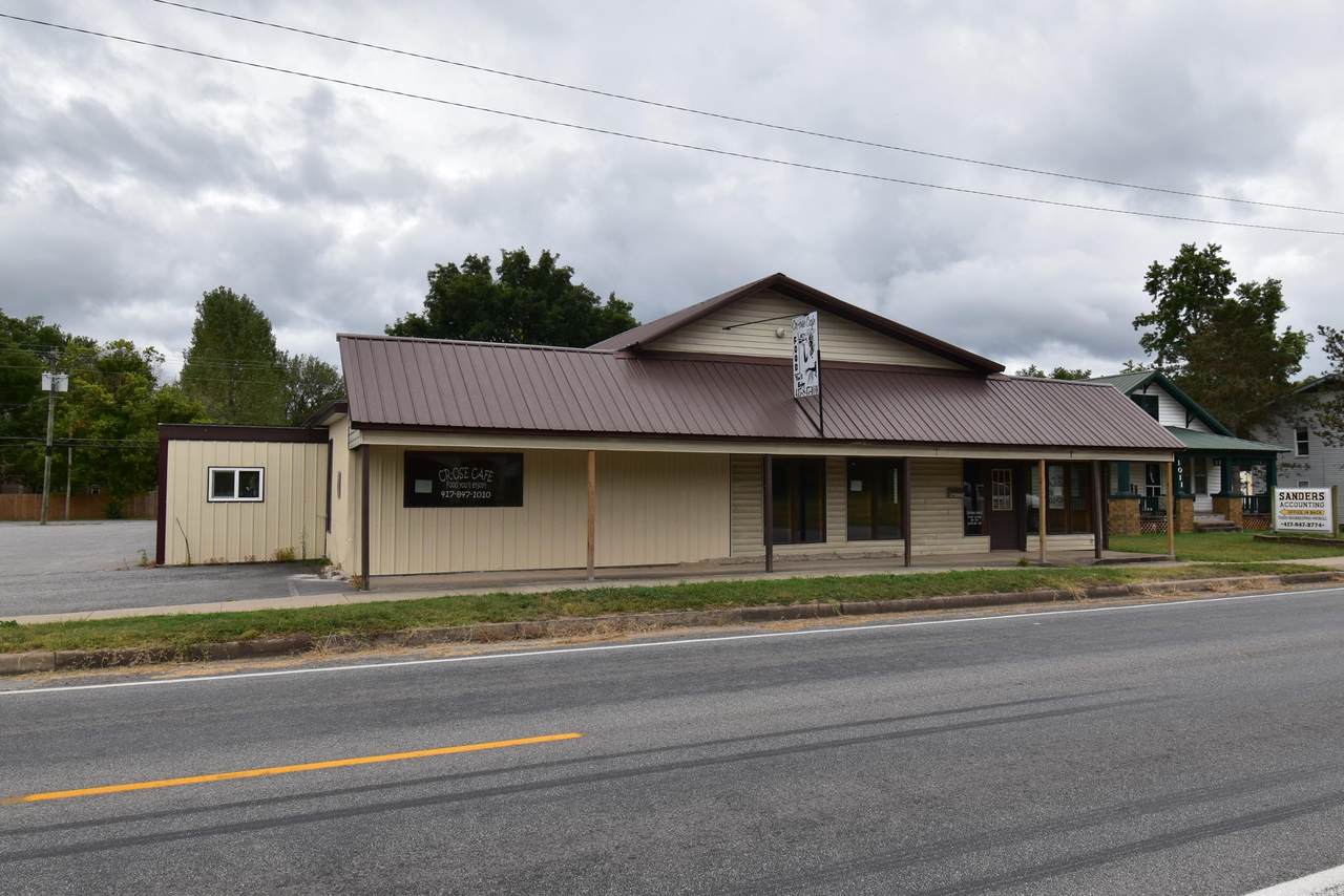 1013 Main Street Street - Photo 1