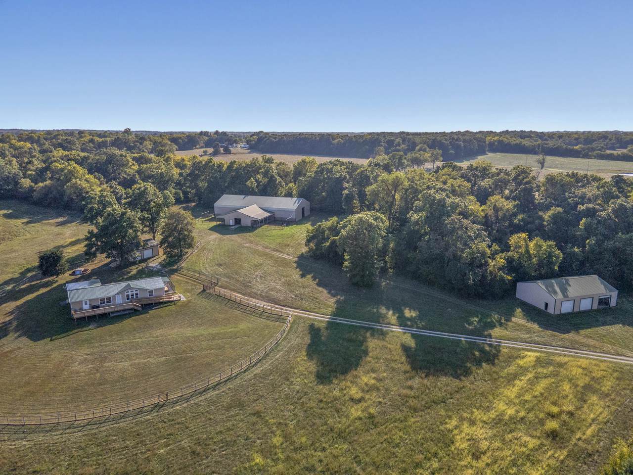 364 Lawrence 1085 - Photo 1