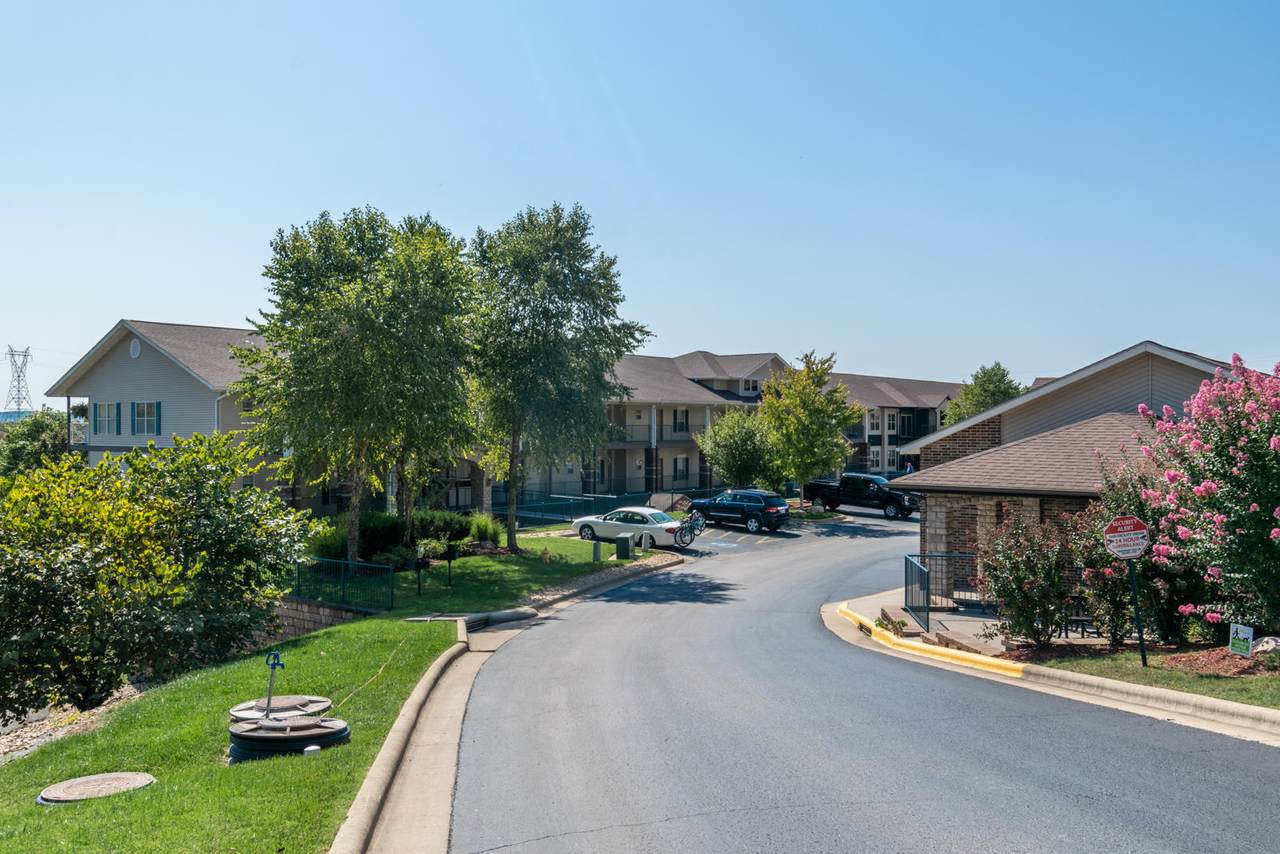 325 Majestic Drive - Photo 1
