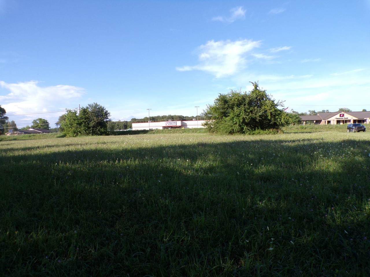 000 Main - Photo 1