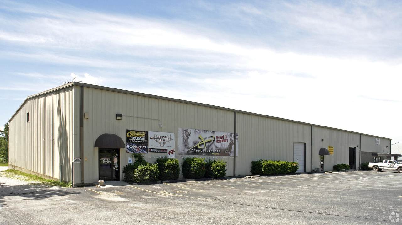 2900 Pythian Street - Photo 1