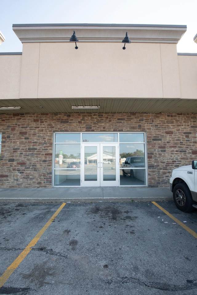605 12th Street - Photo 1