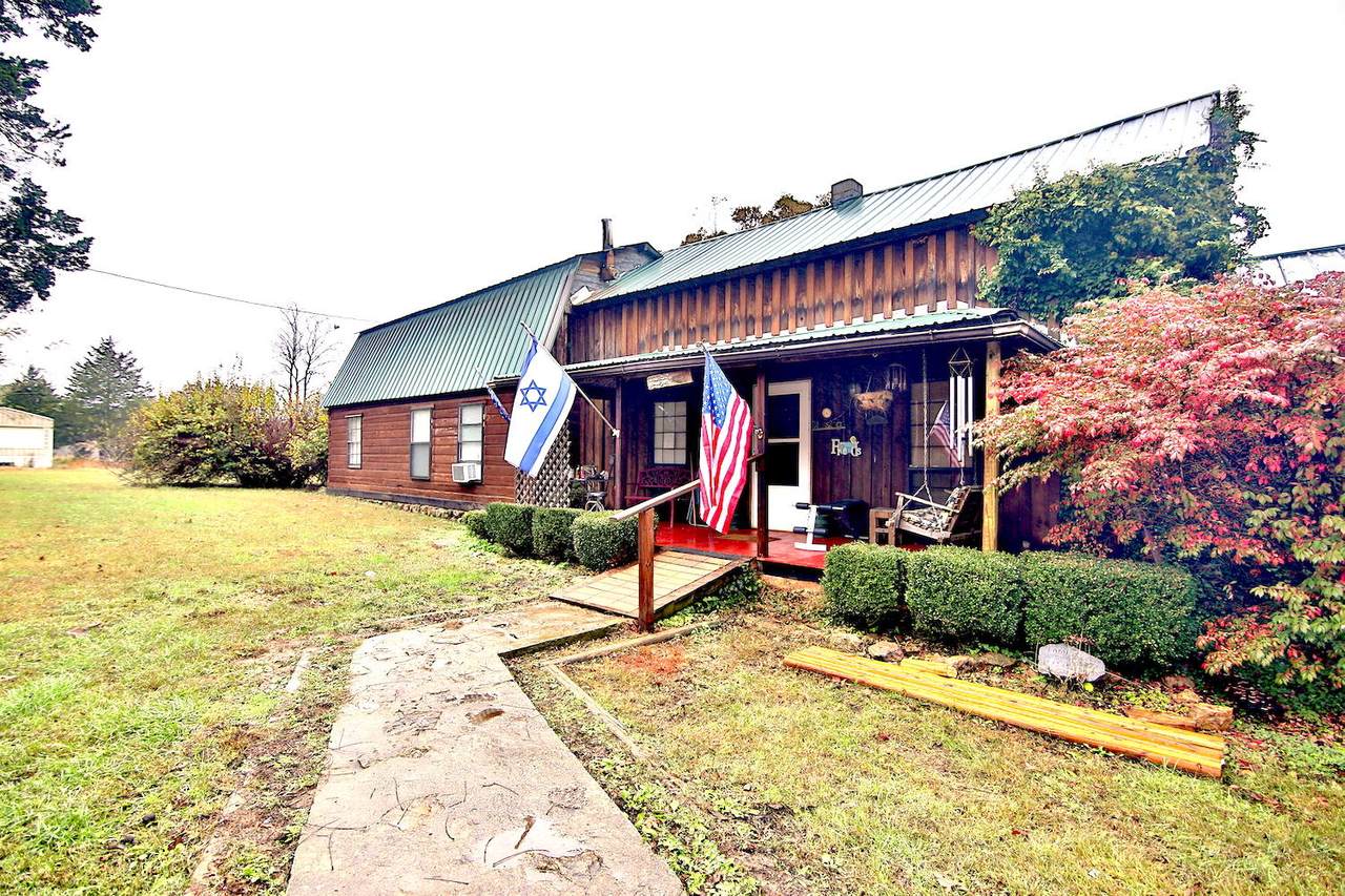 711 County Road 428 - Photo 1