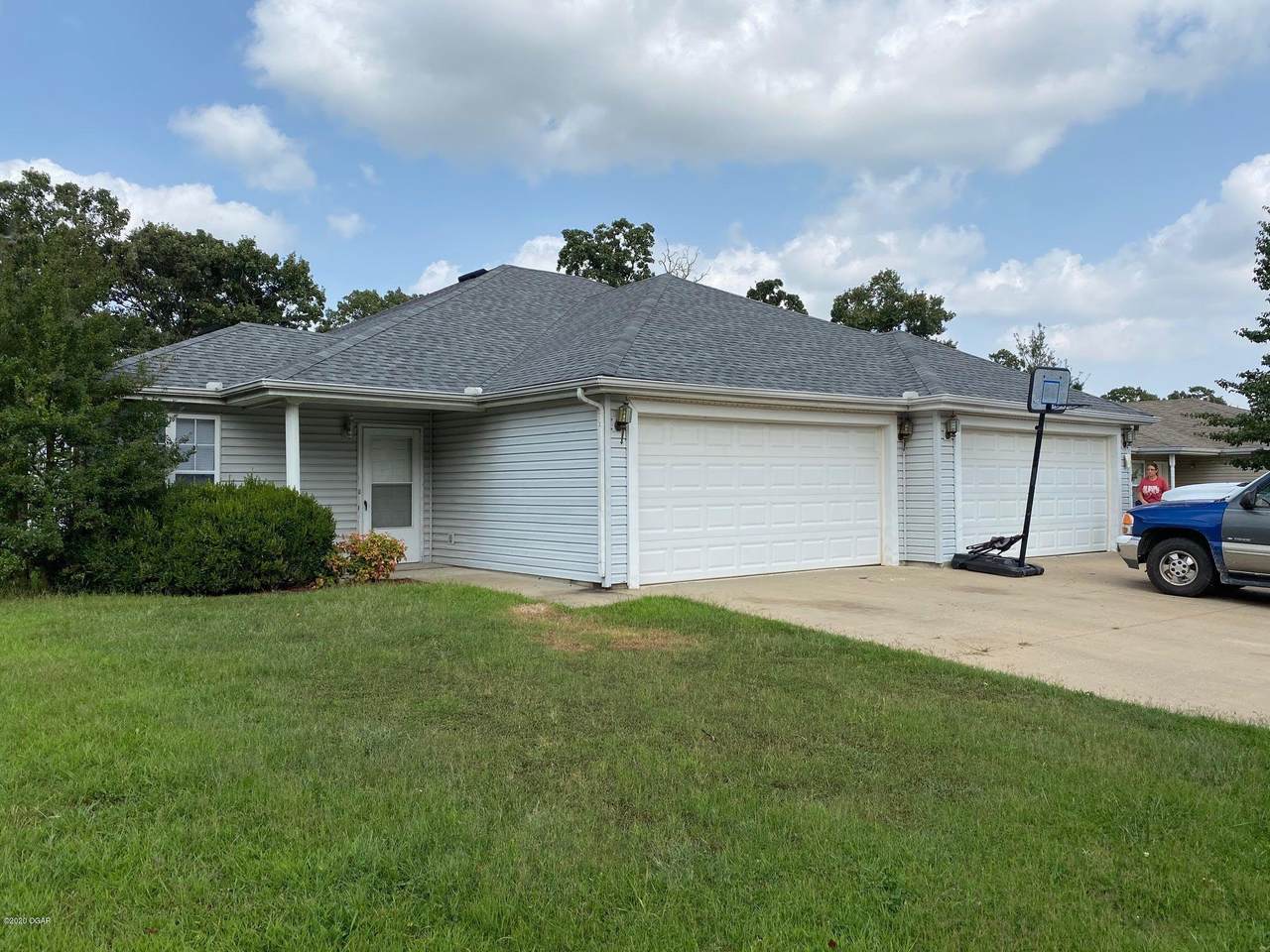 1721 Redbud - Photo 1