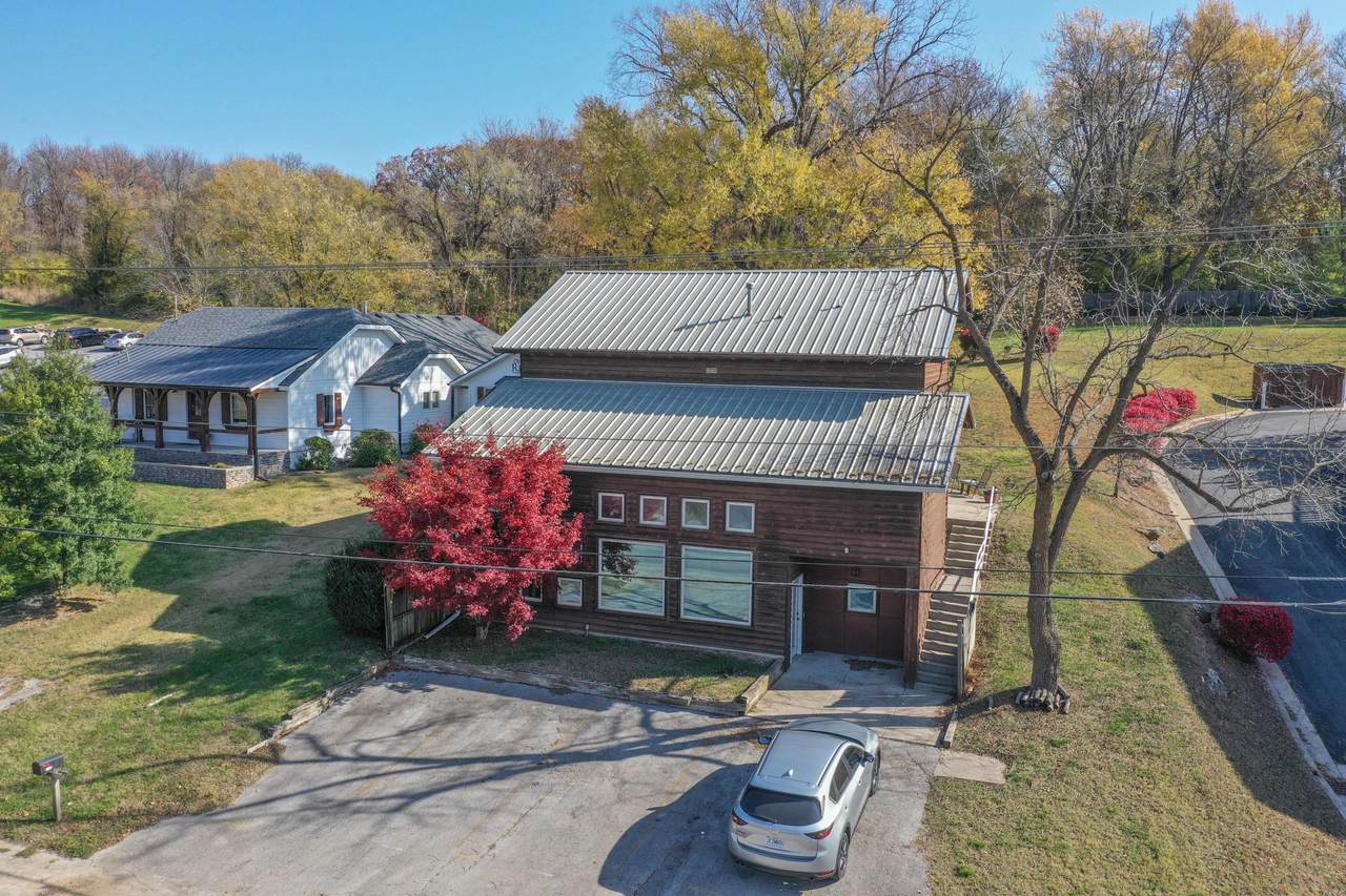 4114 Lone Pine - Photo 1