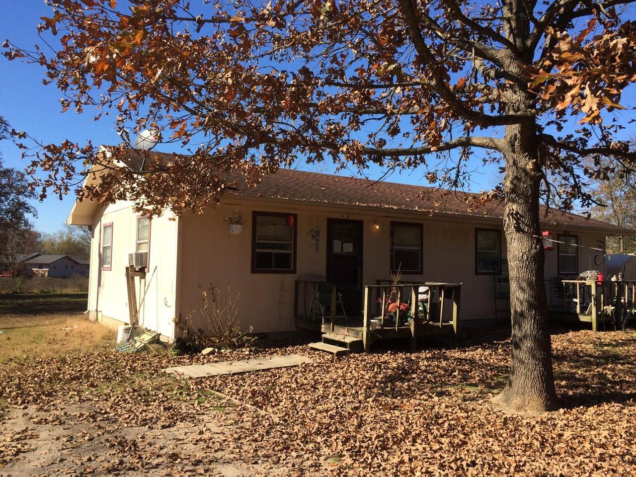 425 Alma Street - Photo 1