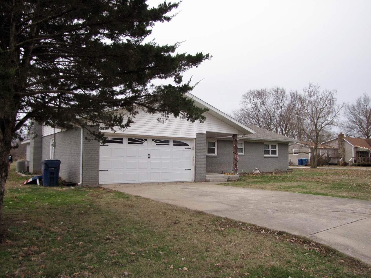 614 Miller Road - Photo 1