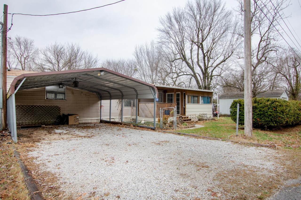 506 Mahn Avenue - Photo 1