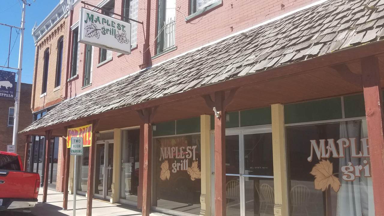 105 Maple Street - Photo 1