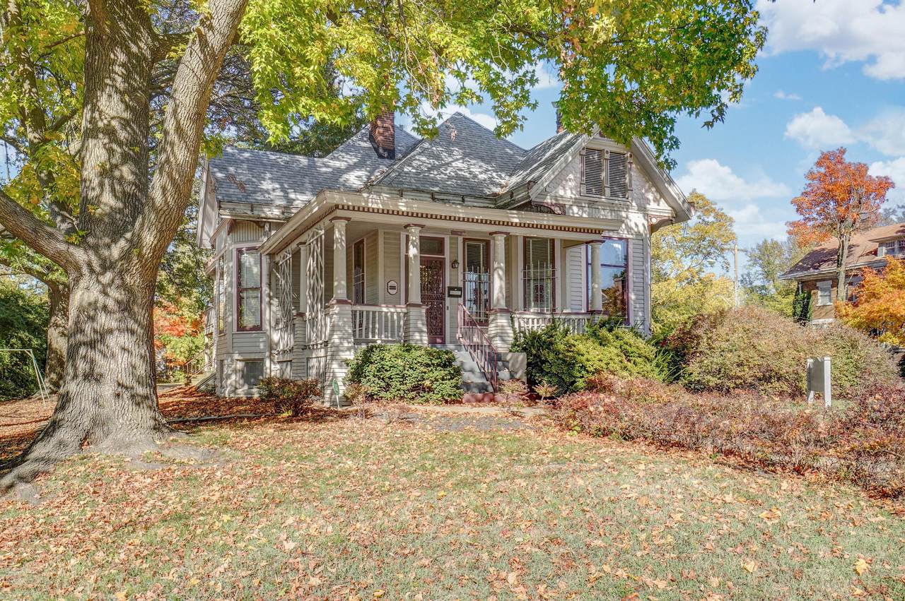 1159 Walnut Street - Photo 1