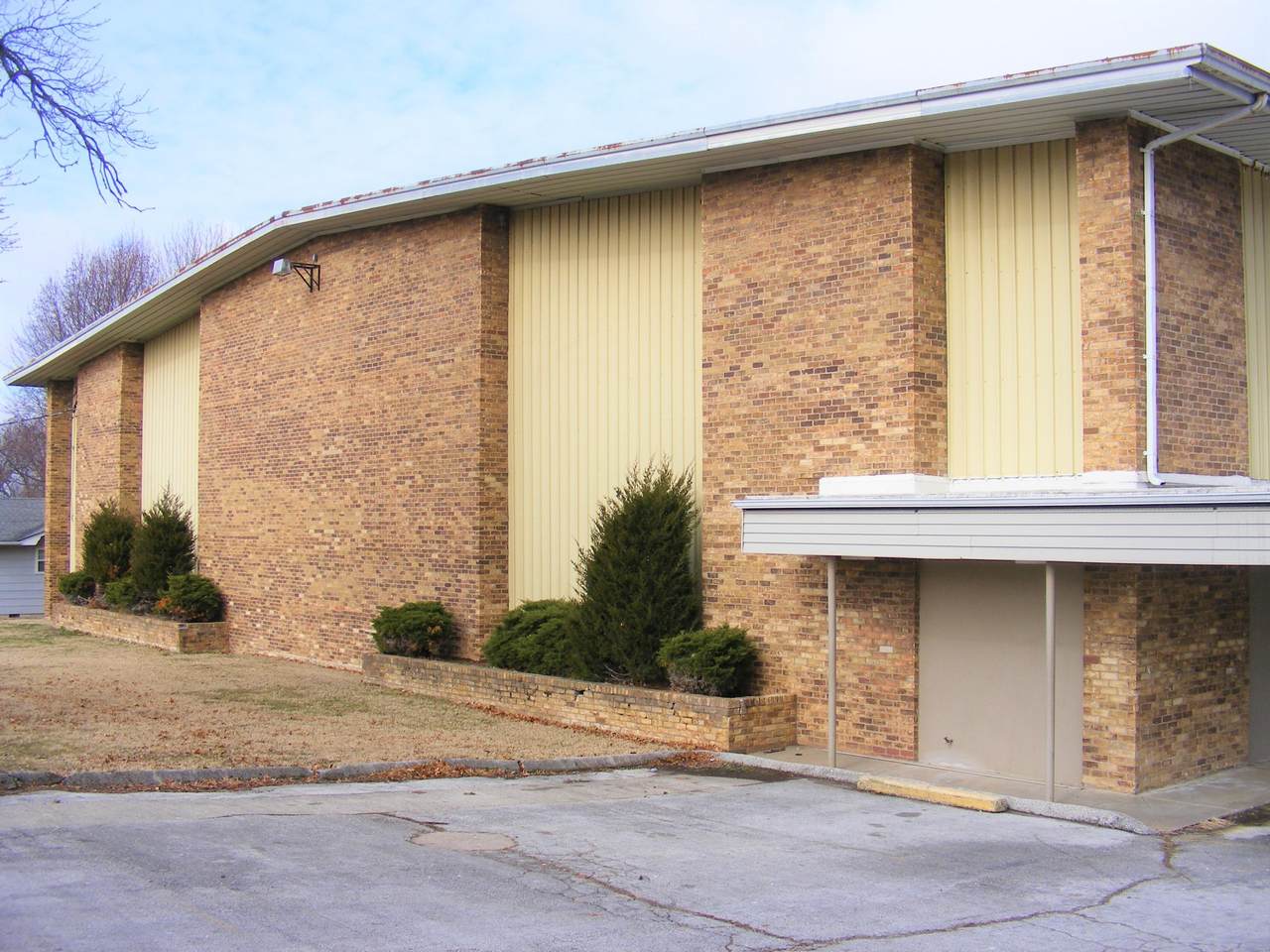 739 Talmage Street - Photo 1
