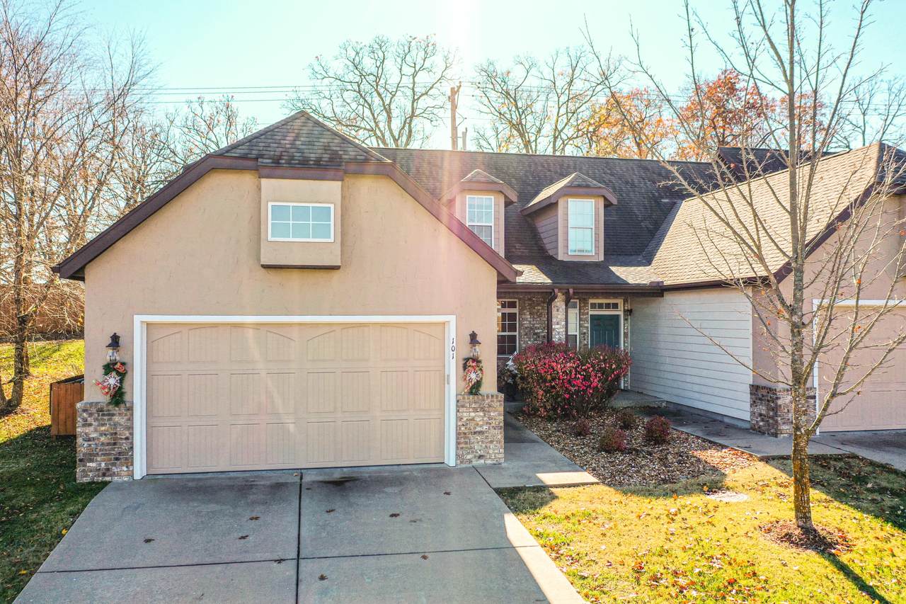 101 Residence Lane - Photo 1
