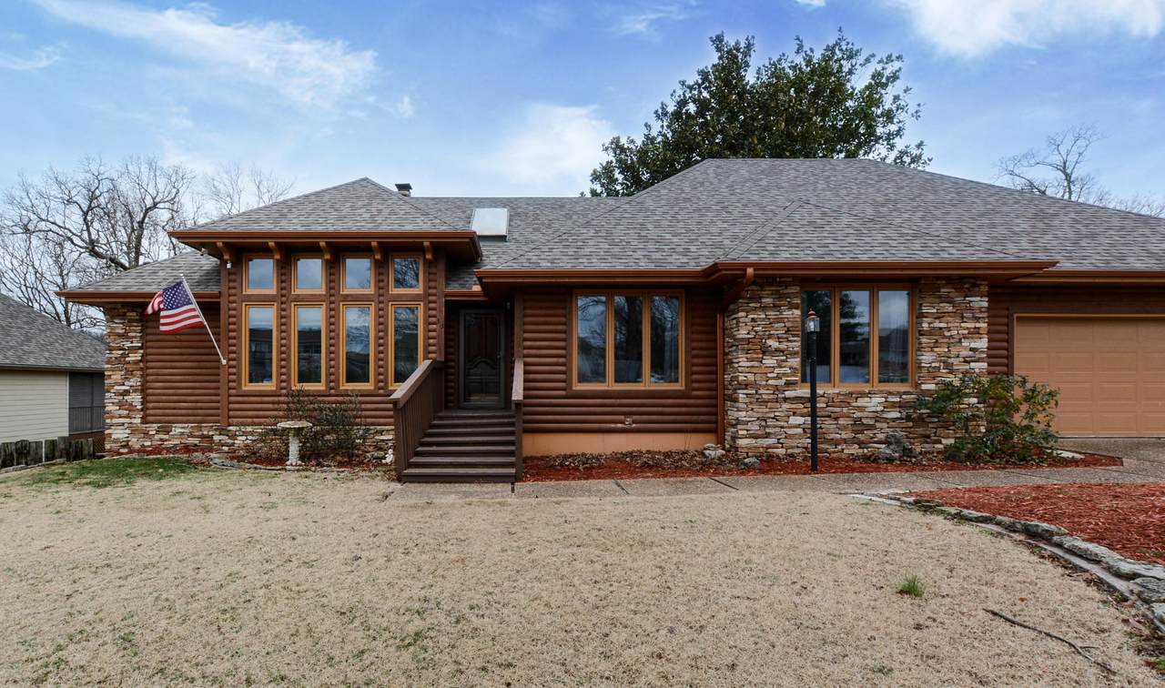 315 Lancashire Drive - Photo 1