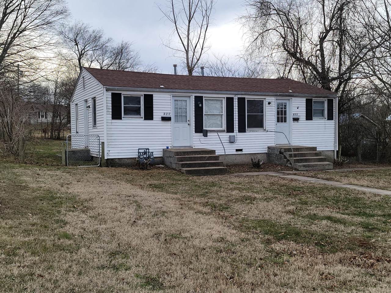 420-422 Dallas Street - Photo 1