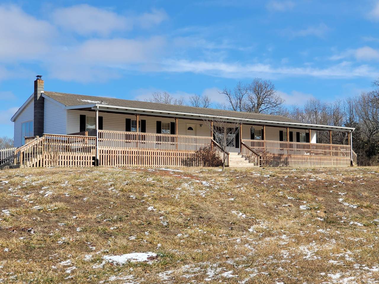 17414 Lawrence 2200 - Photo 1
