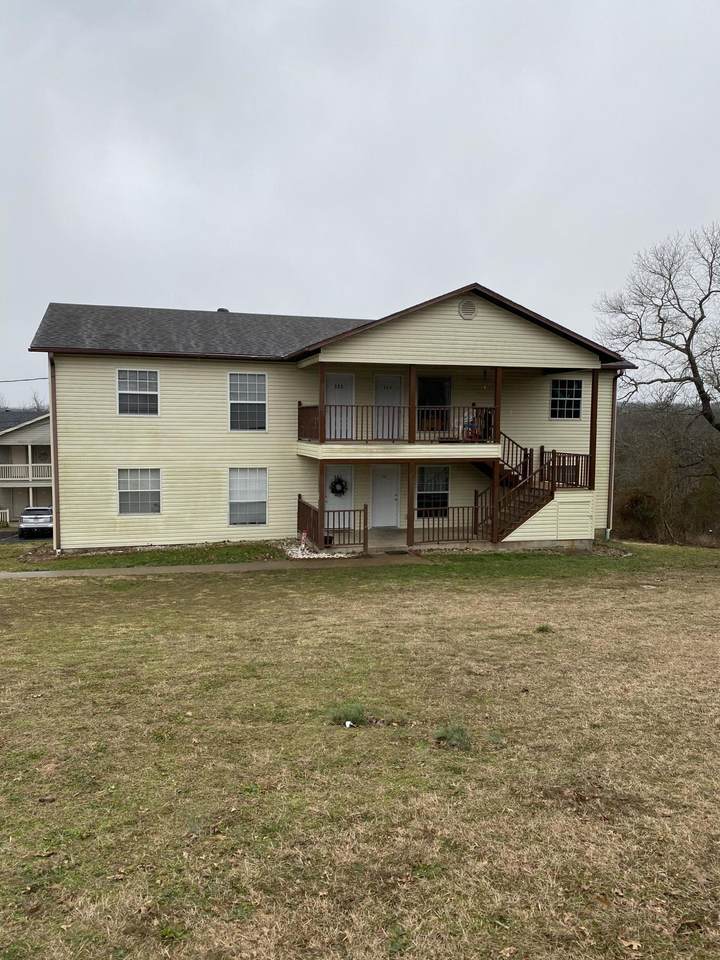 301-304 Twin Oaks - Photo 1
