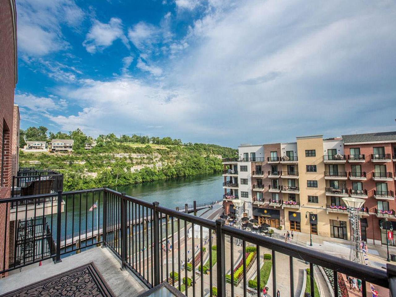 9514 Branson Landing Boulevard - Photo 1