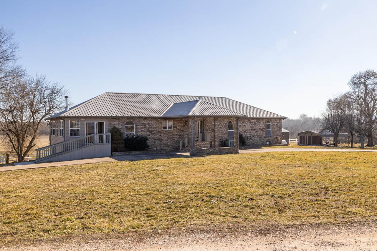9248 Hedge Tree Lane - Photo 1