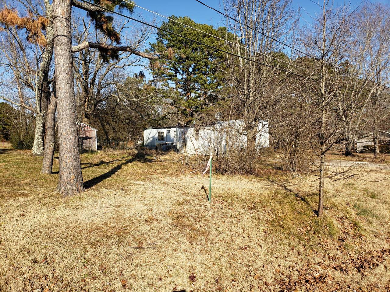 705 East 6th Street - Photo 1