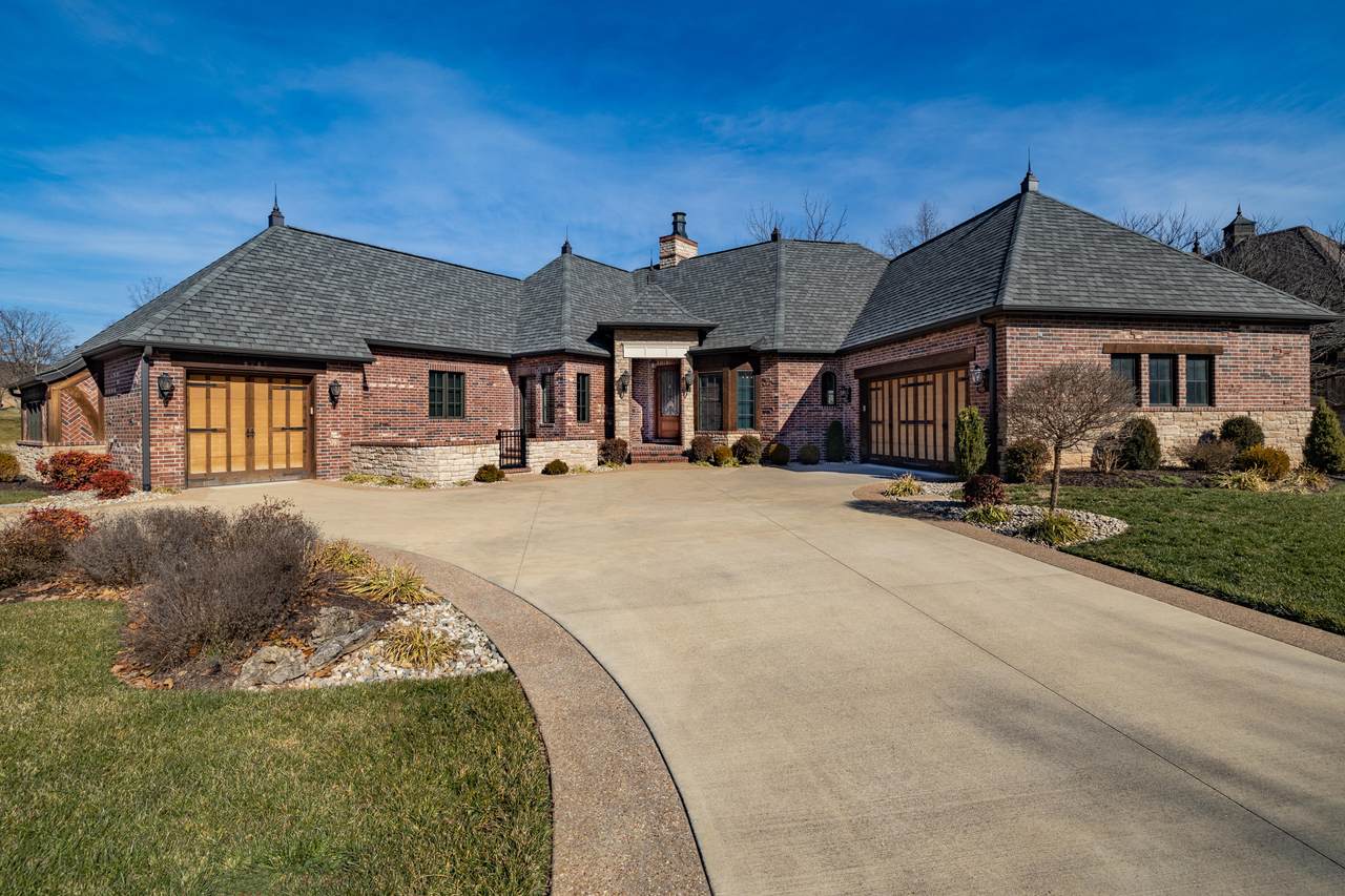 6260 Stone Hedge Court - Photo 1