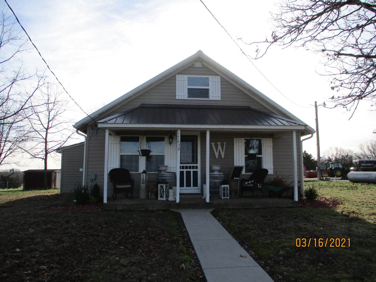17839 Highway C - Photo 1