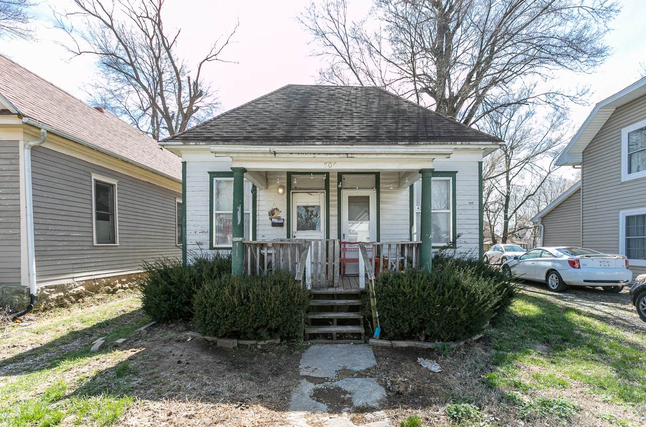 806 Brower Street - Photo 1
