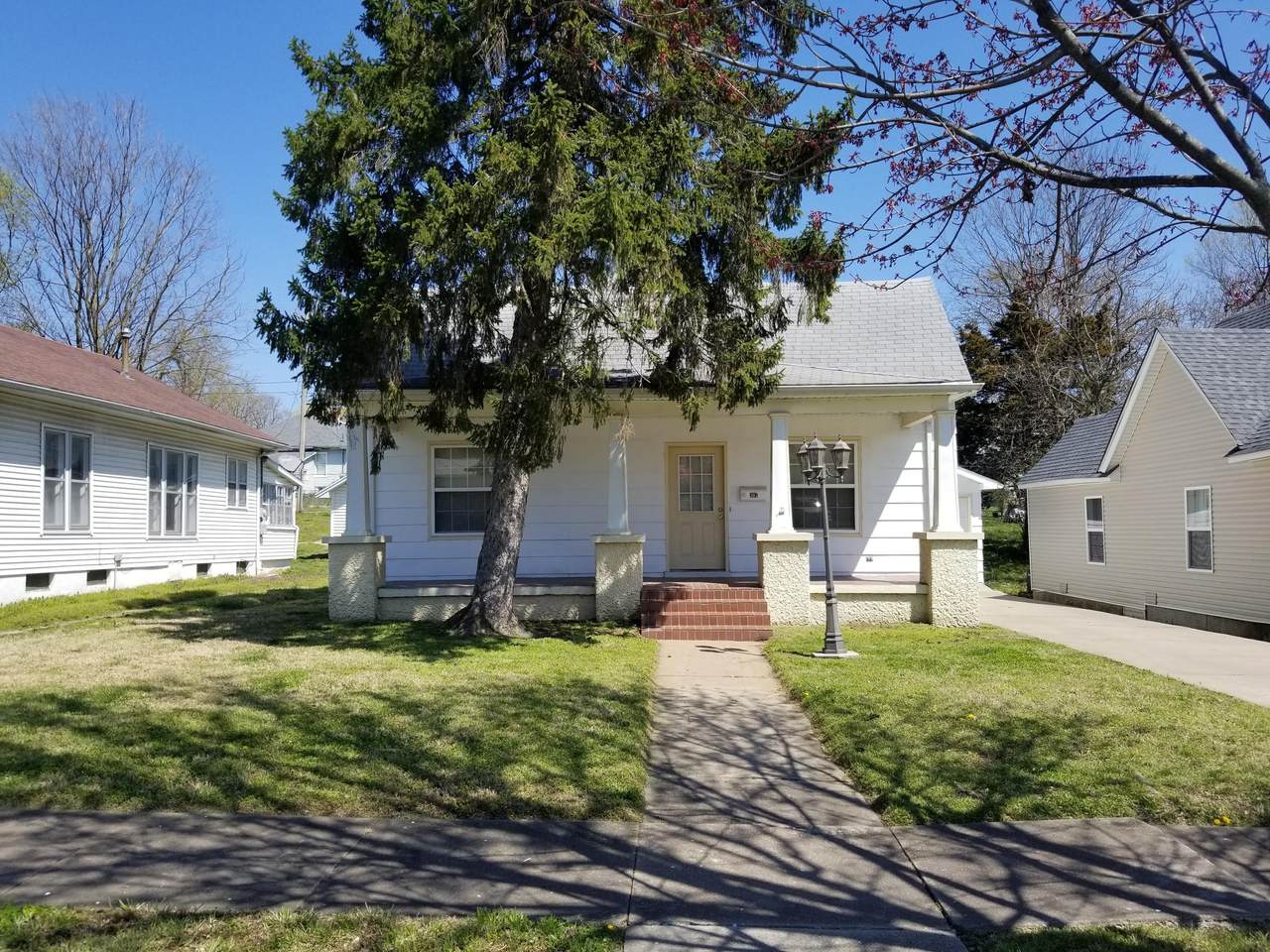 307 1st Street - Photo 1