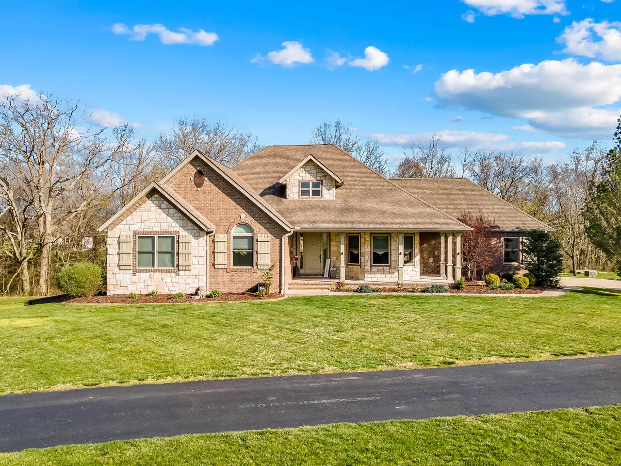 424 Rivers Edge Road - Photo 1