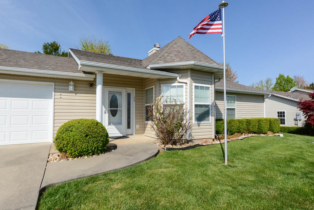 75 Tony Court - Photo 1