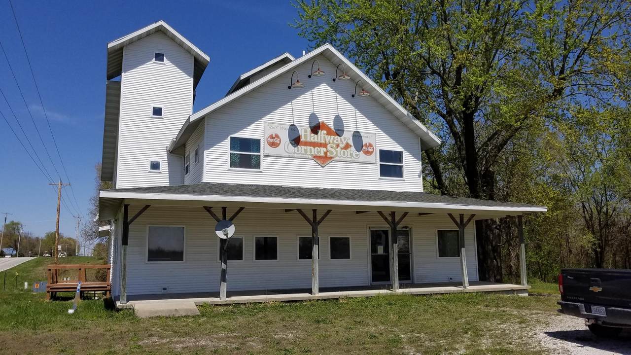 2099 Hwy 32 - Photo 1