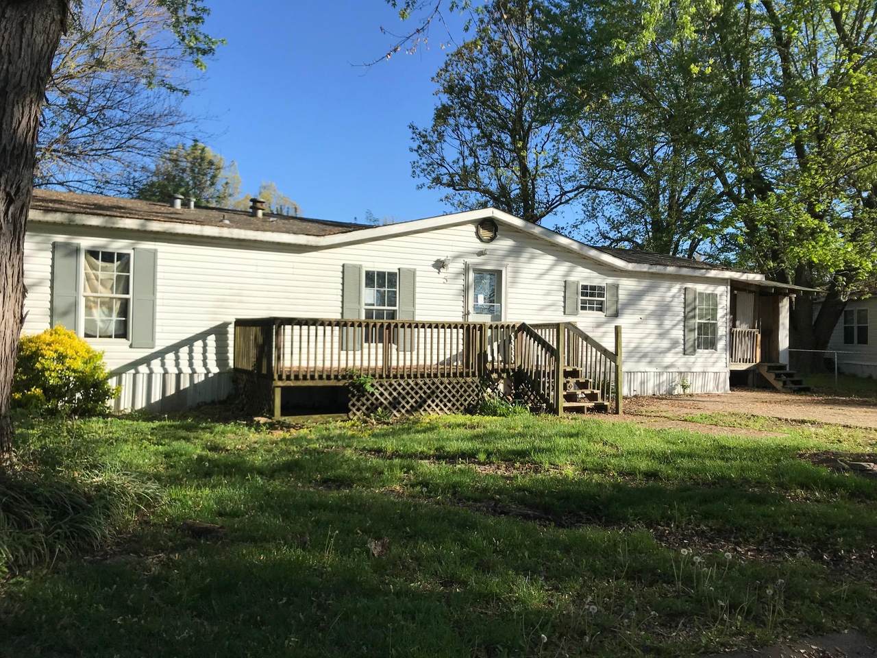 5 Lake Drive - Photo 1