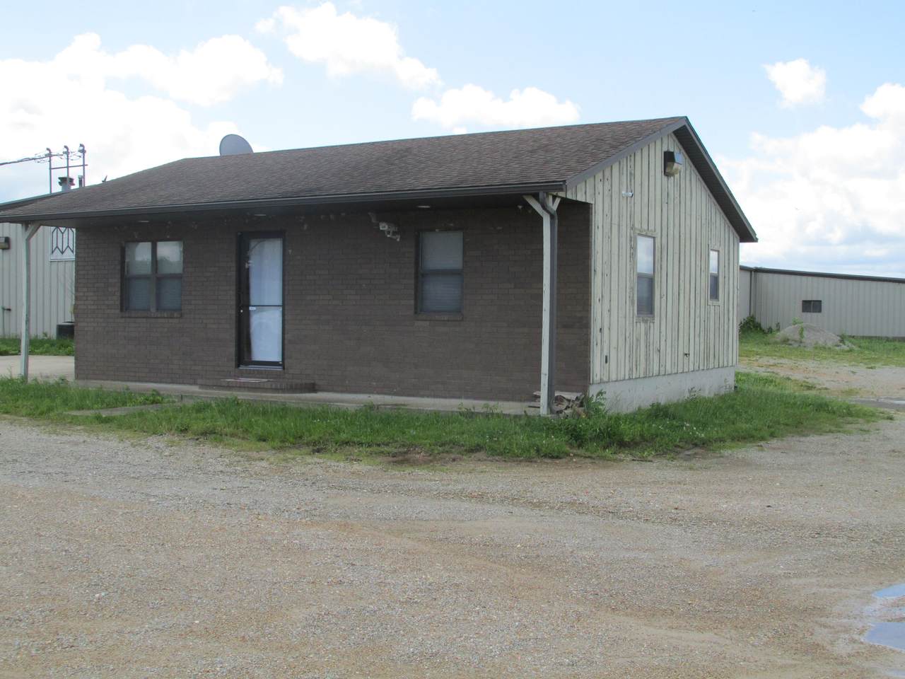 1274 Sparkle Brook Road - Photo 1