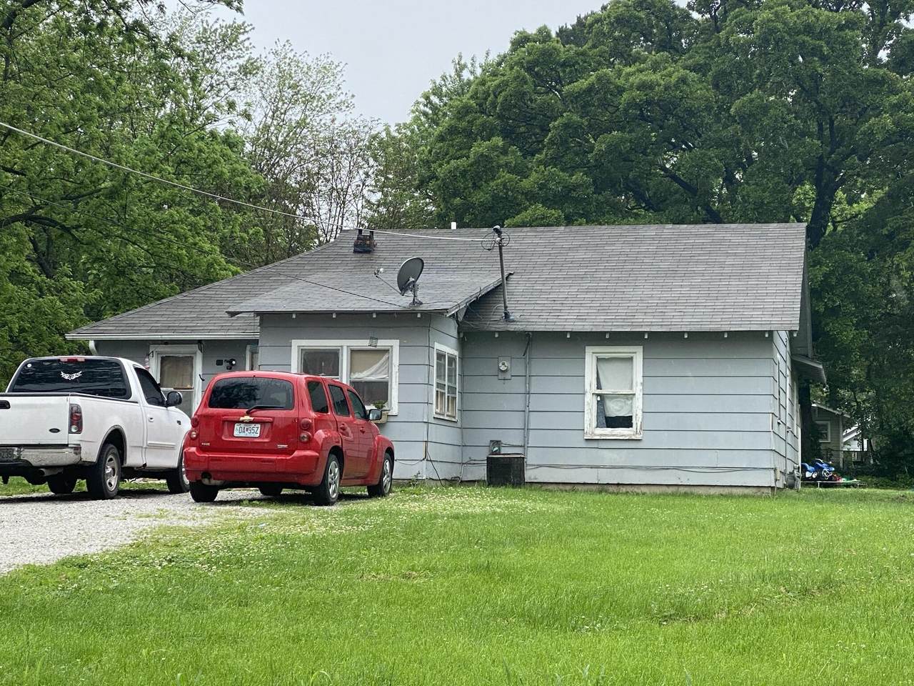2527 N Main Ave - Photo 1
