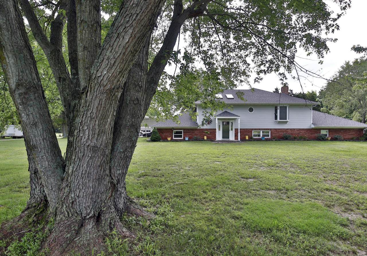 2182 Farm Road 89 - Photo 1