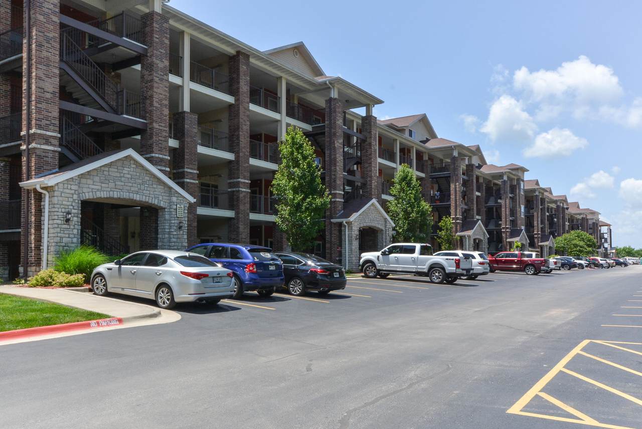200 Majestic Drive - Photo 1