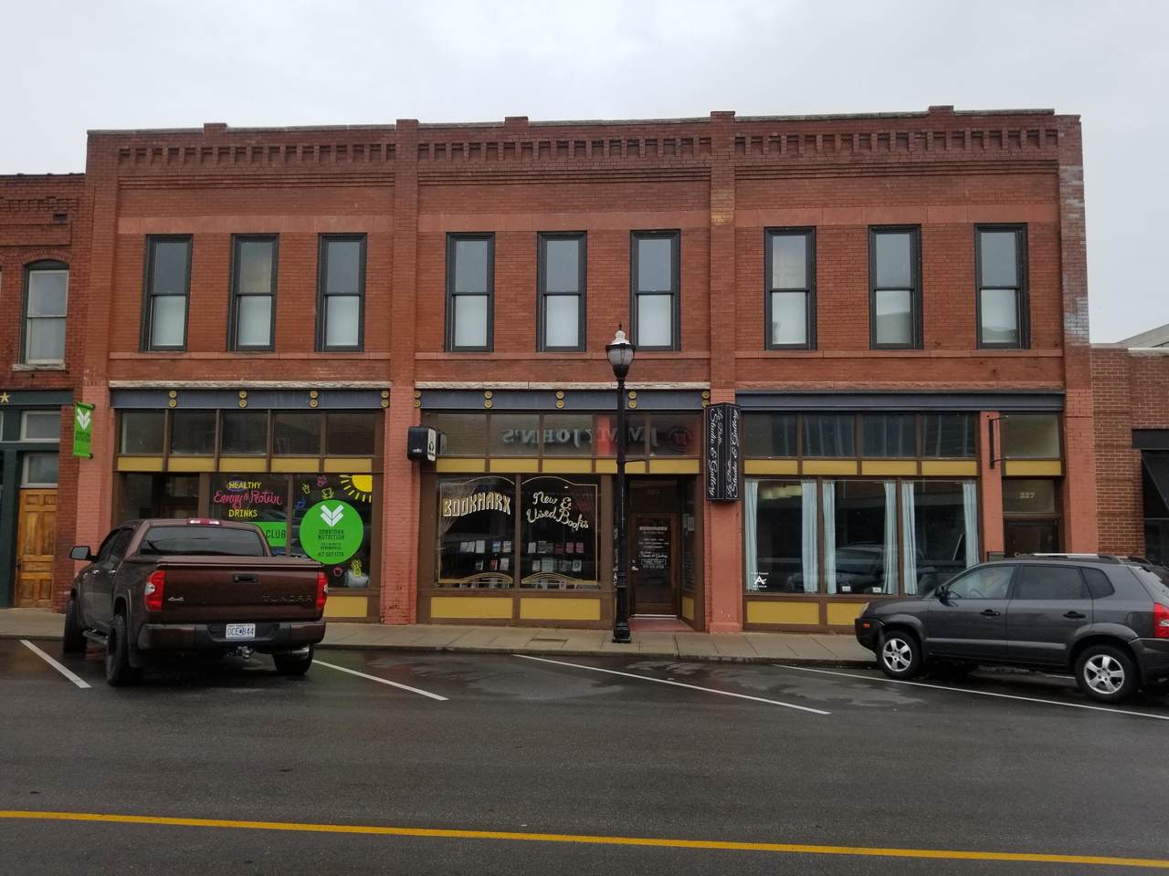 323 Walnut Street - Photo 1