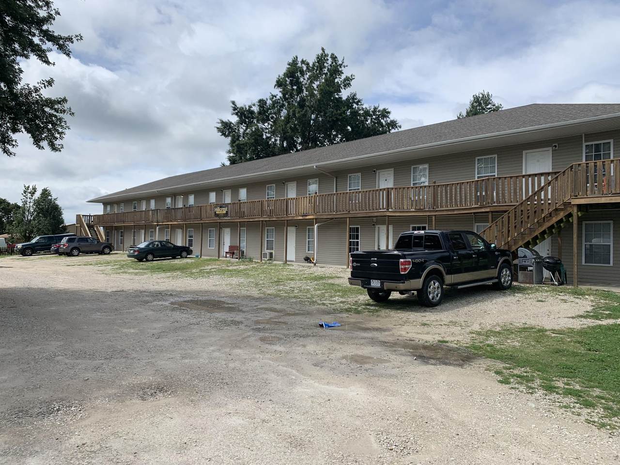 704 Steel Street - Photo 1