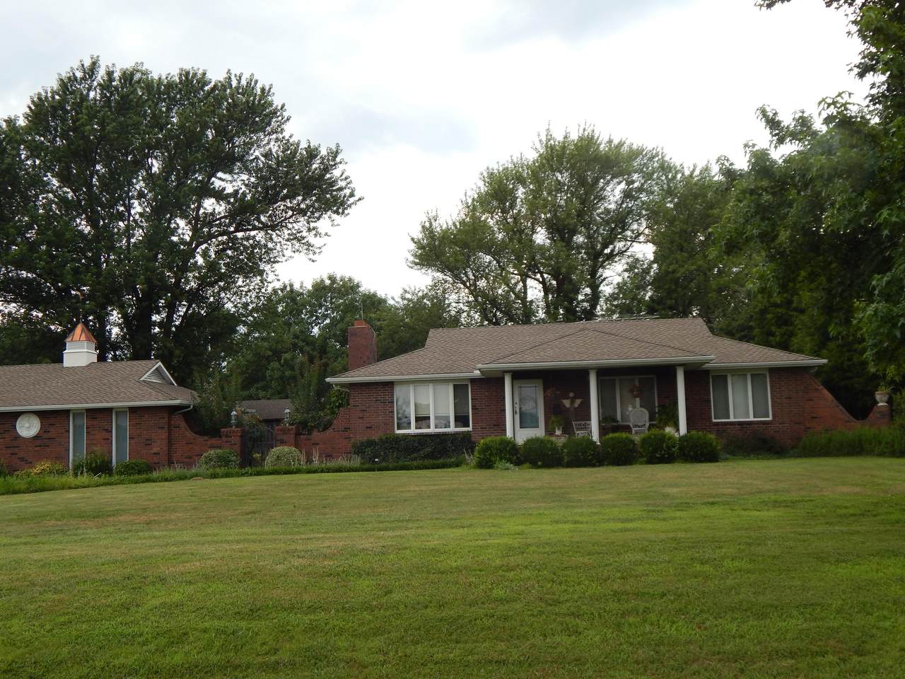 949 Division Lane - Photo 1