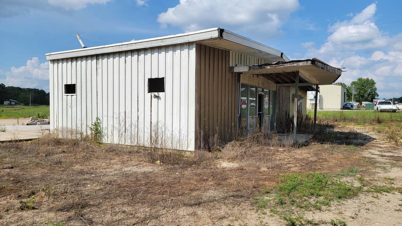 4679 Us Highway 160 - Photo 1